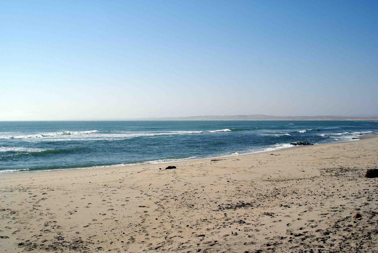 Plage baignée par les eaux froides