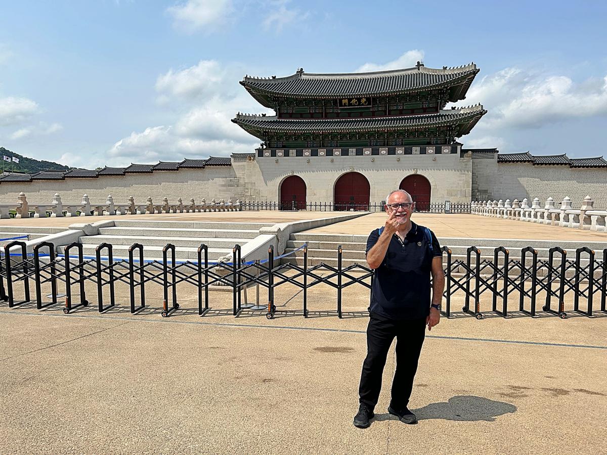 Devant le palais Gyeongbokgung